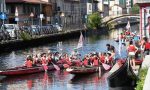 Ecco i volontari che ripuliscono il Naviglio da chi lo avvelena