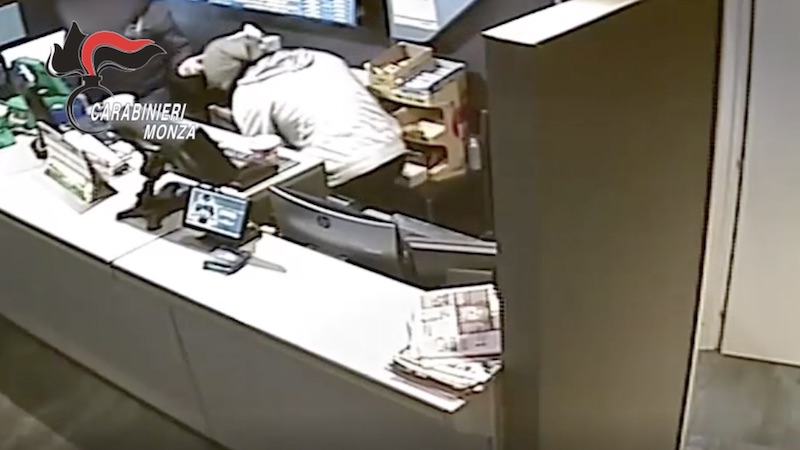 Rapinatori seriali arrestati: i dettagli dell’operazione VIDEO