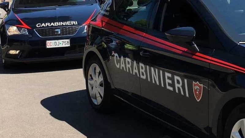 Rubava dalle macchine parcheggiate all’Ikea: arrestato 63enne