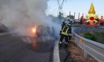 Auto in fiamme sulla Tangenziale Ovest: traffico rallentato FOTO