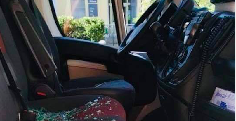 Azione vandalica contro i mezzi della Croce Verde di Baggio