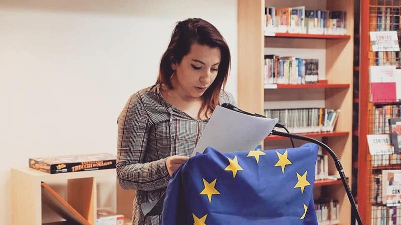 Presa a calci l’auto di Martina Villa, presidente del Consiglio comunale