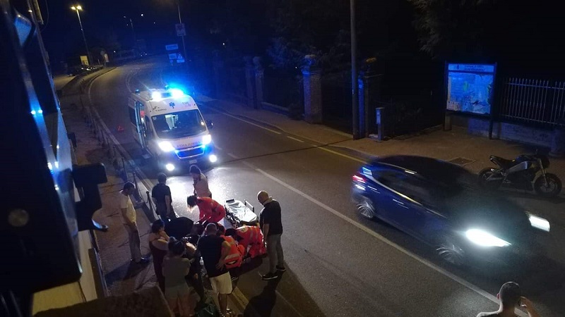 Incidente tra auto e moto al Dosso Cavallino: due feriti