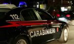 Spaccia in strada a bordo dell'auto in car sharing: arrestato