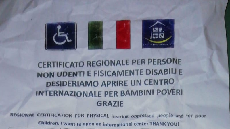 “Soldi per realizzare un centro per bimbi poveri”, ma è una truffa