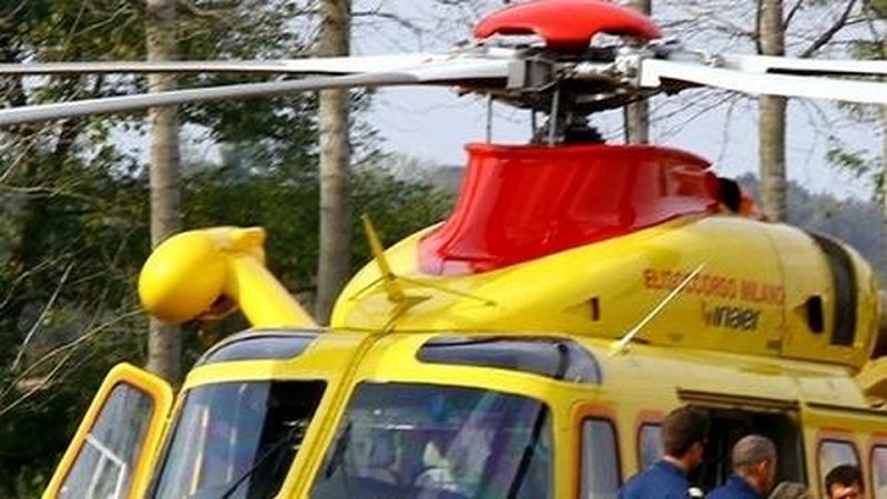 Incidente sul lavoro: operaio schiacciato, atterra l’elisoccorso