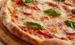 La pizza fa bene al nostro organismo, senza esagerare!