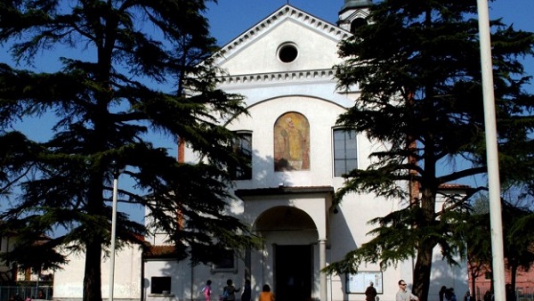 Finisce in carcere il piromane della chiesa