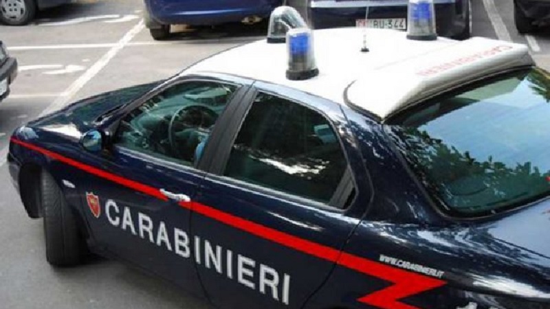Spaccia cocaina in strada: arrestato 31enne