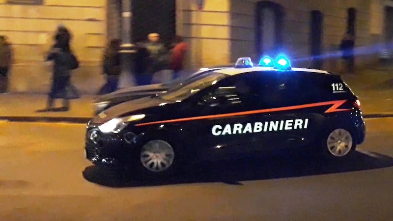 Lancia droga dal balcone ai clienti: arrestato Saverio Tropiano