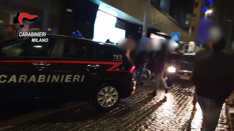 Corso Como, controlli straordinari dei carabinieri VIDEO