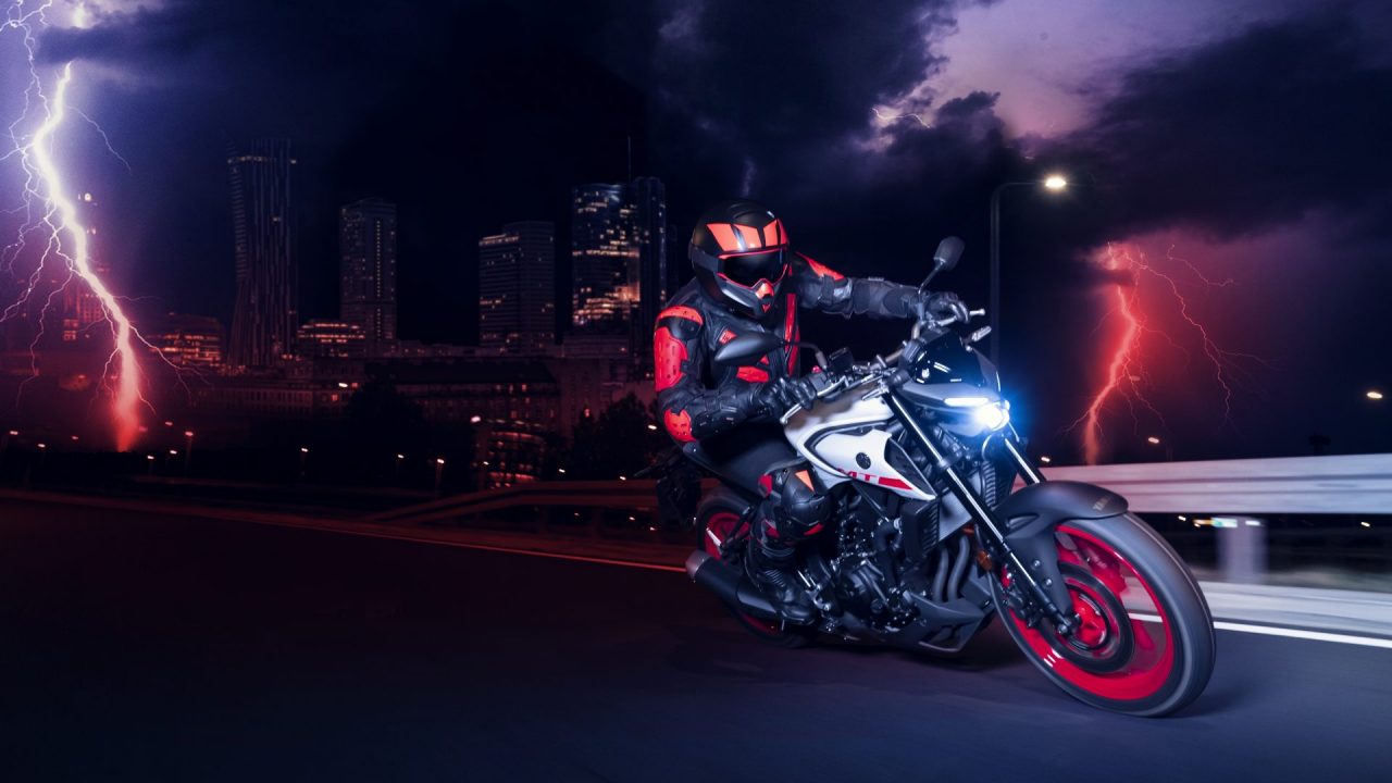 Nuova Yamaha MT-03, Dark Lightning