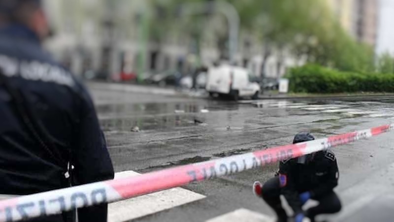 Maestra investita da pullman, le condizioni migliorano