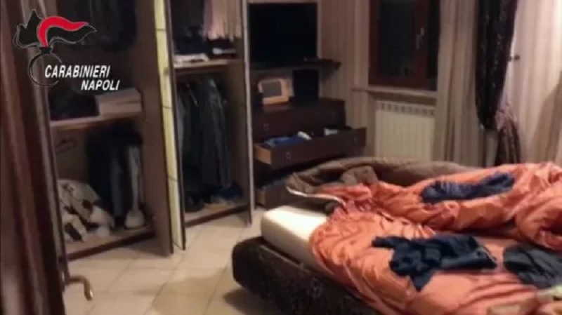 Dalla provincia di Napoli a Milano per rapinare le banche: arrestato 49enne di Giugliano