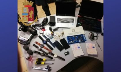 Ladri di cellulari, pc e borse trovati con la refurtiva dalla polizia