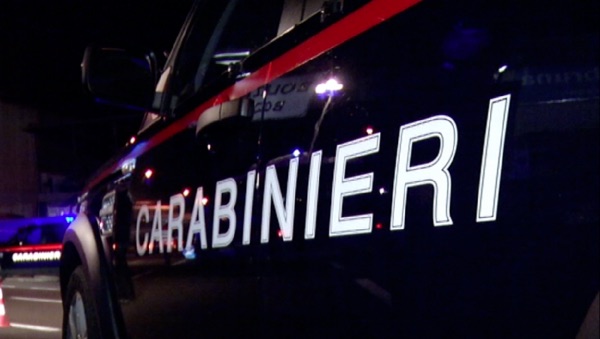 Sequestro di persona per estorsione: undici fermi dei carabinieri