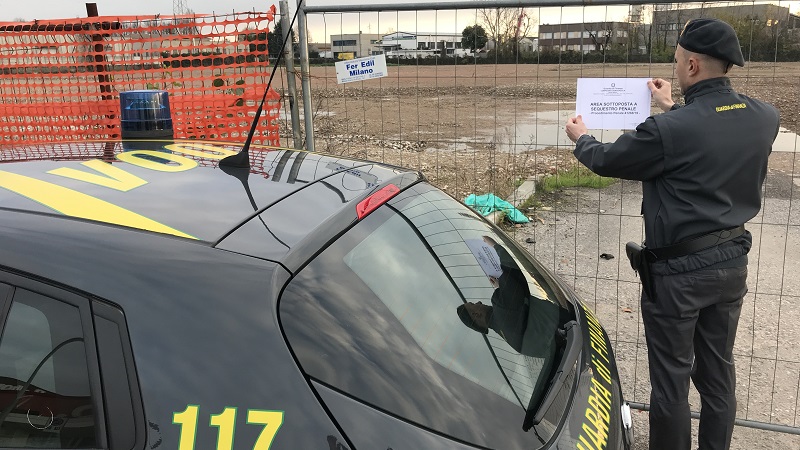 Sversamento rifiuti illeciti: sequestrato un terreno di 26mila metri quadri