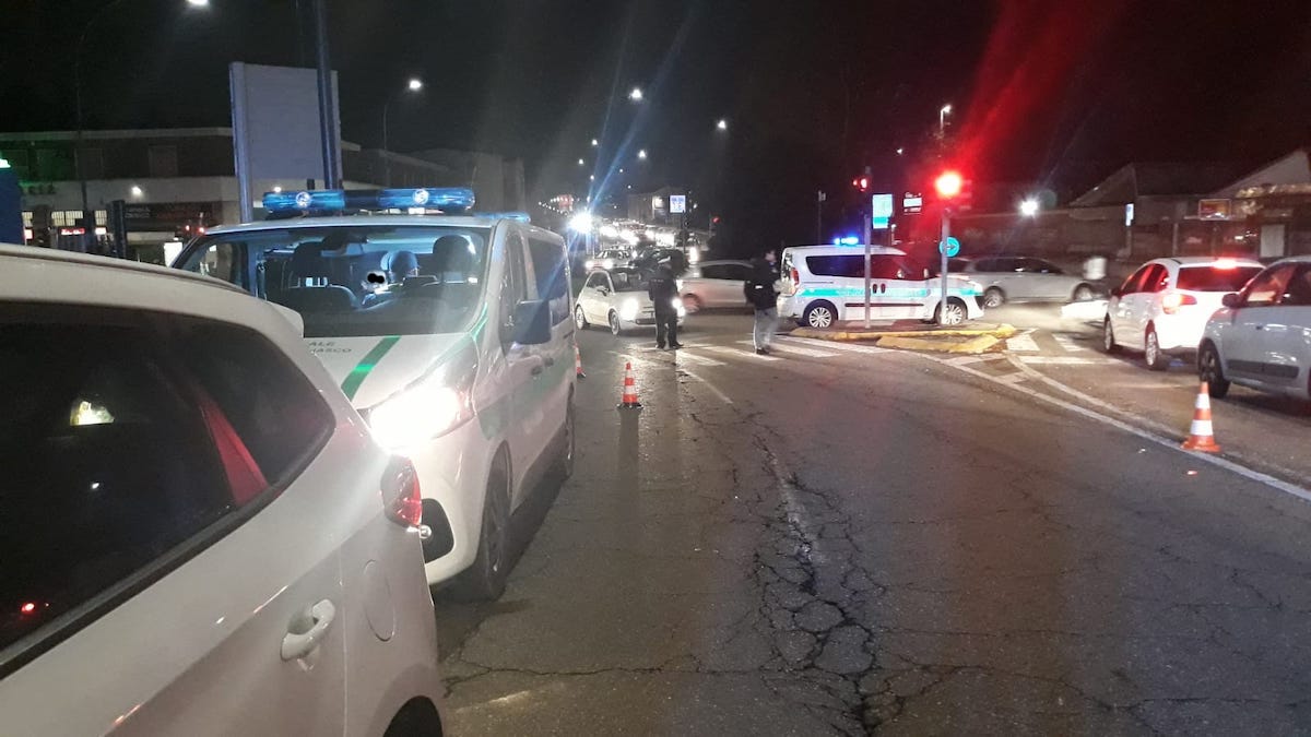 Donna investita da un’auto a Corsico: è in condizioni gravissime