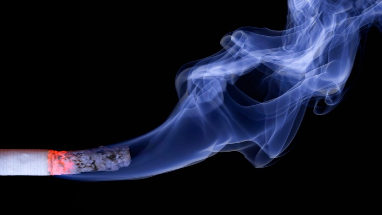 Il vizio del fumo fa «marcire» il cervello