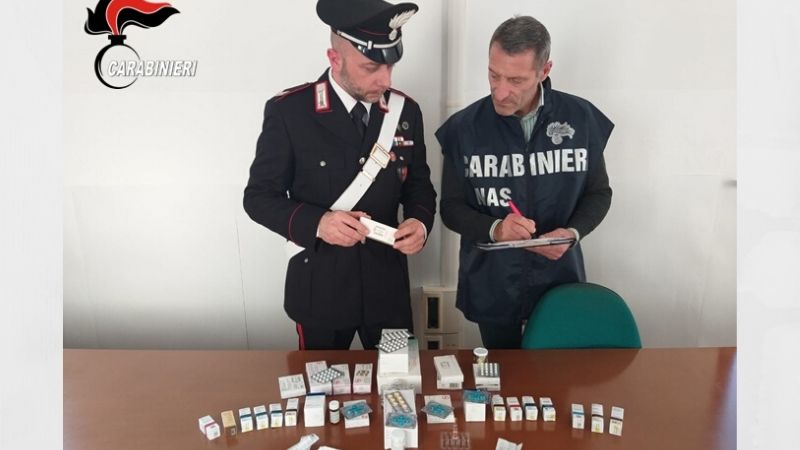 Vendevano (anche sui social) farmaci dopanti illegali: indagati decine di atleti