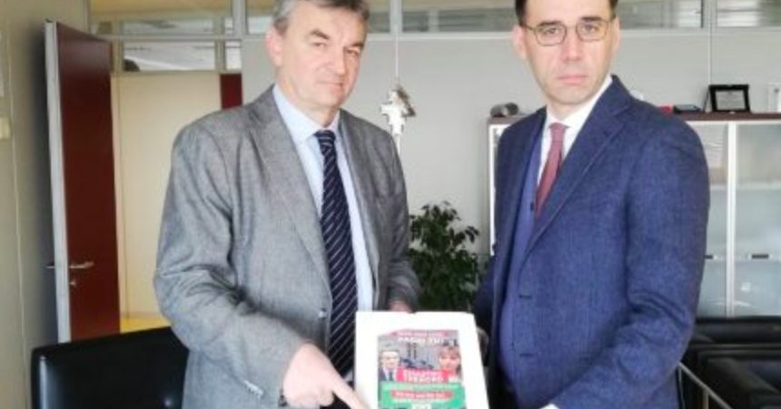 Presentate al presidente Fontana dal PD le 10mila firme all’appello #BastaTrenord