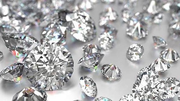 “Truffa dei diamanti”: sequestrati beni per 34 milioni di euro