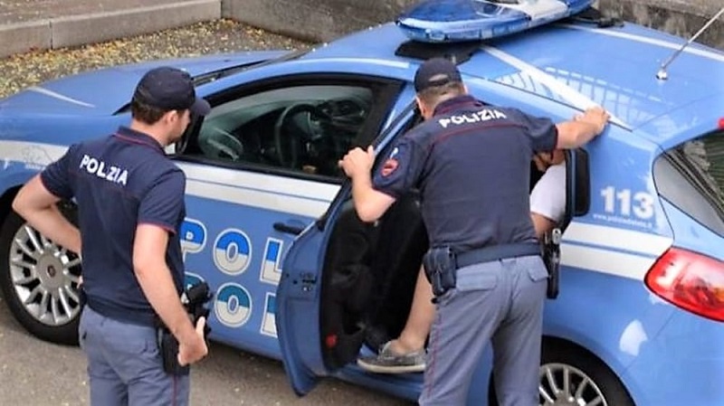 Furti e droga: gli arresti della polizia nel weekend