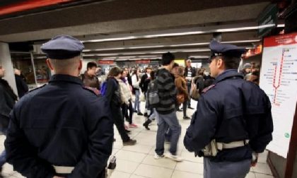 Borseggi in metropolitana: cinque arresti della polizia