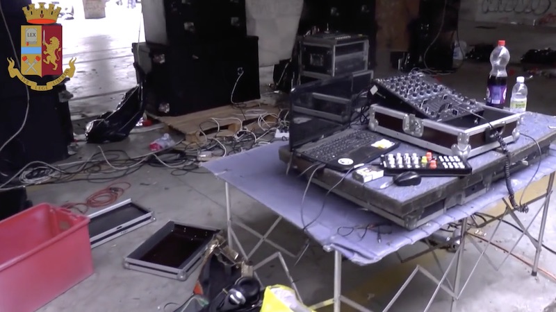 Rave party non autorizzato: la polizia denuncia 31 persone VIDEO