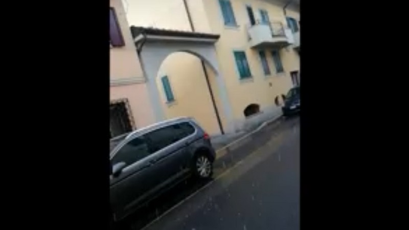 Pazzesco: strana nevicata di dieci minuti a febbraio nel Milanese VIDEO