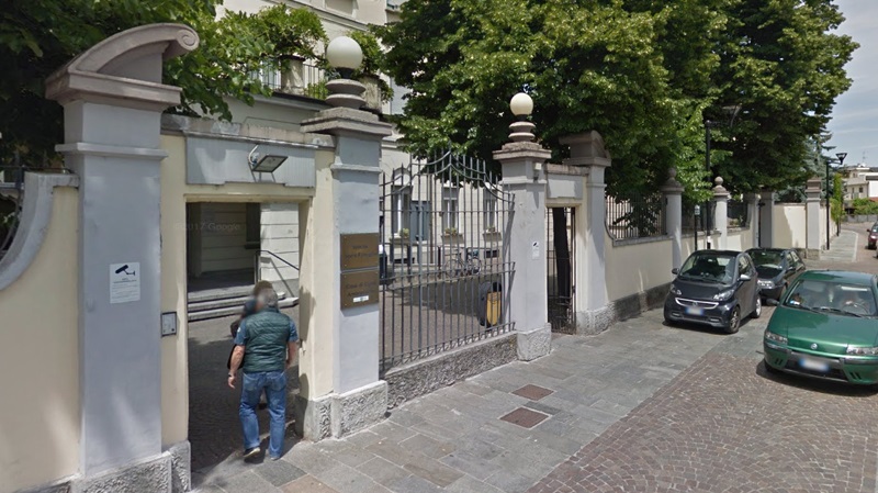 Caso Sacra Famiglia, sciopero generale dei lavoratori e presidio davanti alla Curia