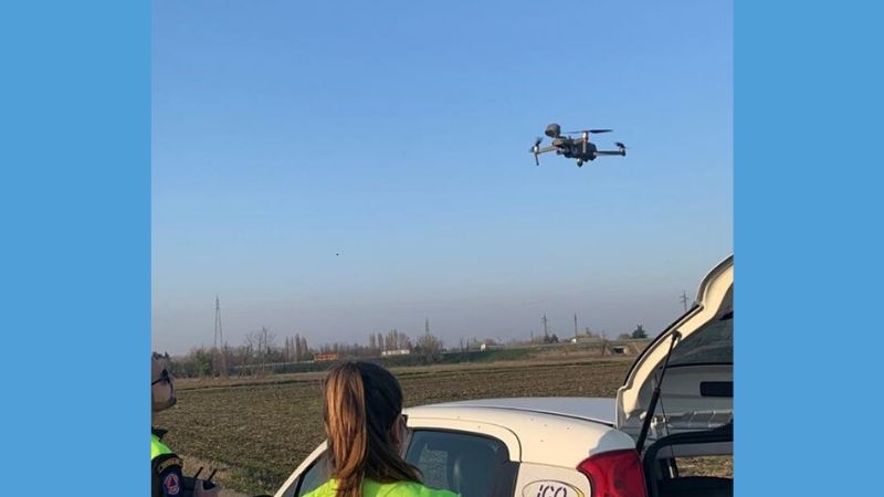 Caccia a chi non rispetta i divieti: a Opera i droni per beccare chi viola le disposizioni