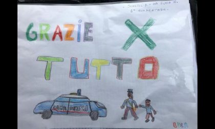 Zona rossa, bambino di 6 anni dona un disegno ai carabinieri: "Grazie per tutto"