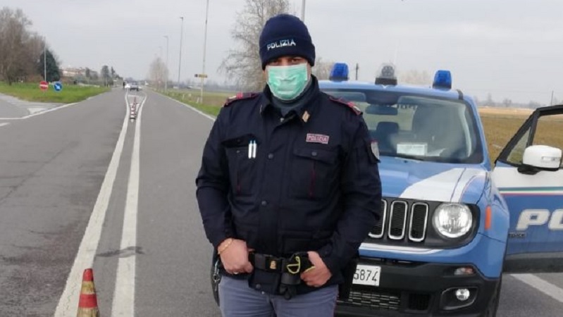 La testimonianza di un poliziotto di Napoli per due settimane nella zona rossa