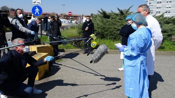 Mattia lascia la terapia intensiva. Il 18enne aveva promesso alla madre: “Non ti lascio sola”