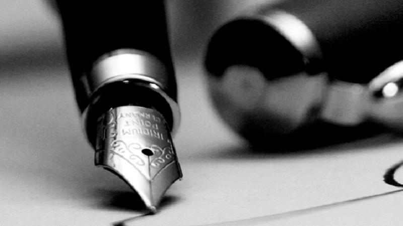 Cari lettori, vi scriviamo perché…