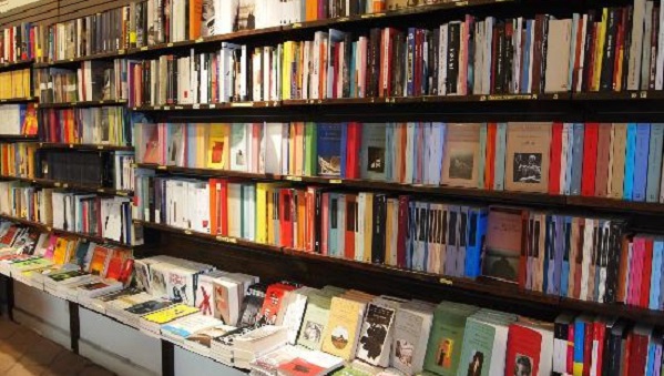 Oltre 150 librai contro la riapertura: “Solo se le condizioni di sicurezza lo permetteranno”