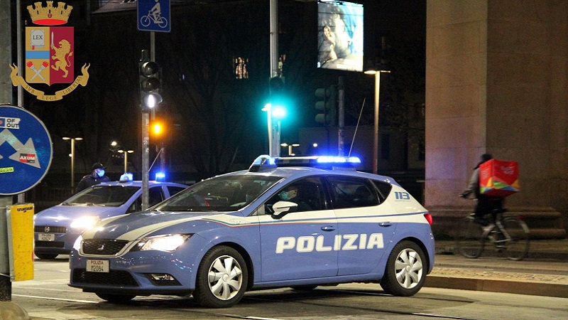 Spacciatore usa un rider per consegnare la droga al cliente: arrestato