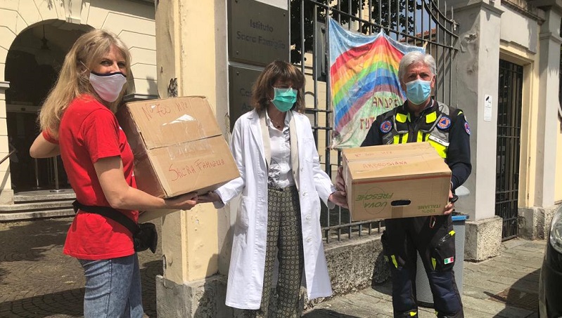 Solidarietà dai terremotati di Accumoli: mille mascherine donate a Sacra Famiglia