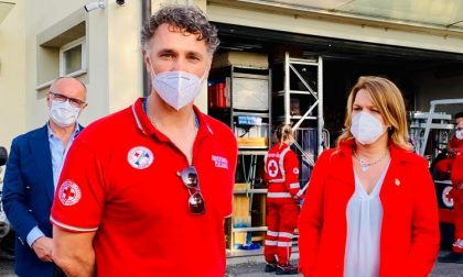 Raul Bova in visita al Comitato Area Sud della Croce Rossa ringrazia i soccorritori