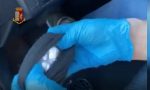 Cocaina nascosta nel bocchettone d'aria della macchina: arrestato spacciatore VIDEO