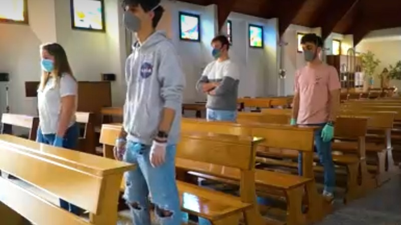 Come si va a Messa? Un video per spiegare le regole VIDEO