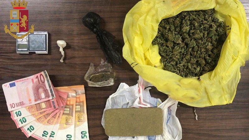 Agli arresti domiciliari spacciava droga: arrestato pluripregiudicato