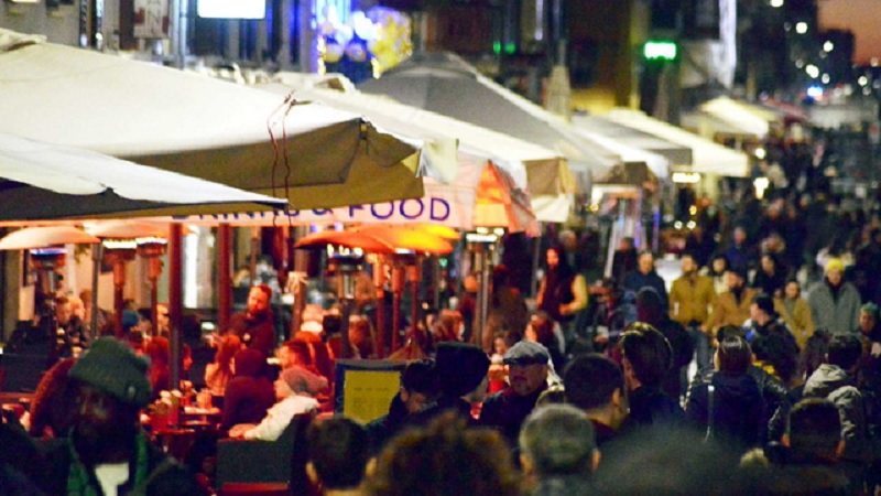 Movida milanese, arriva l’ordinanza per regolamentare il divertimento