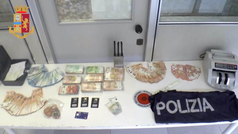Blitz al Tessera: sgominata banda che gestiva lo spaccio in quartiere VIDEO
