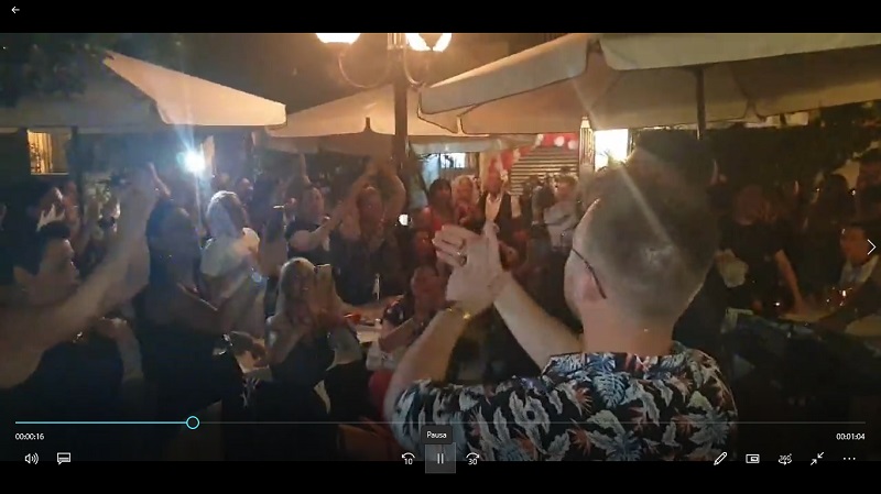 L’evento neomelodico scatena le polemiche. Gli organizzatori: “Chiediamo scusa” VIDEO