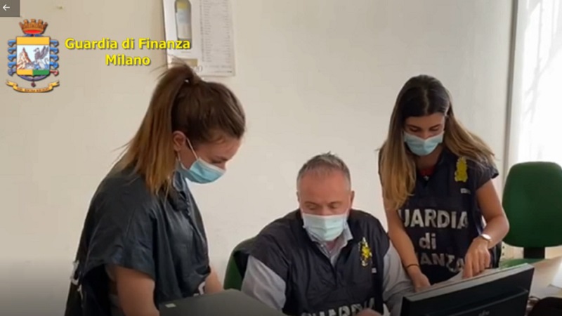 Truffe nelle aste giudiziarie: un arresto e 220mila euro sequestrati dai finanzieri VIDEO
