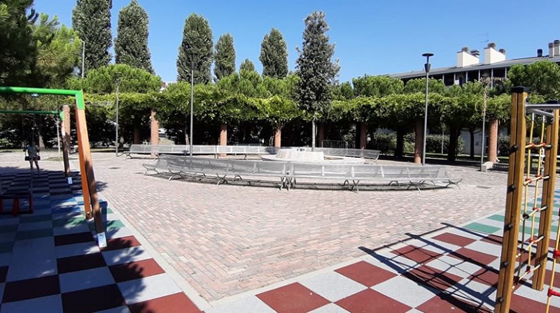 Piazza Giovanni XXIII cambia look, scelto dai cittadini FOTO