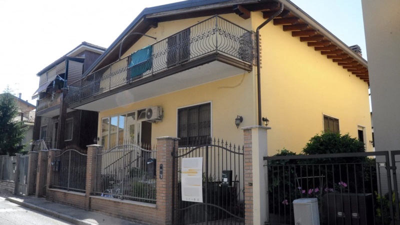 Cortile conteso, Papalia risponde al sindaco: “Nessuna sfida, solo un diritto”