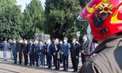 Strage di via Palestro, la commemorazione con i vigili del fuoco in memoria delle vittime FOTO